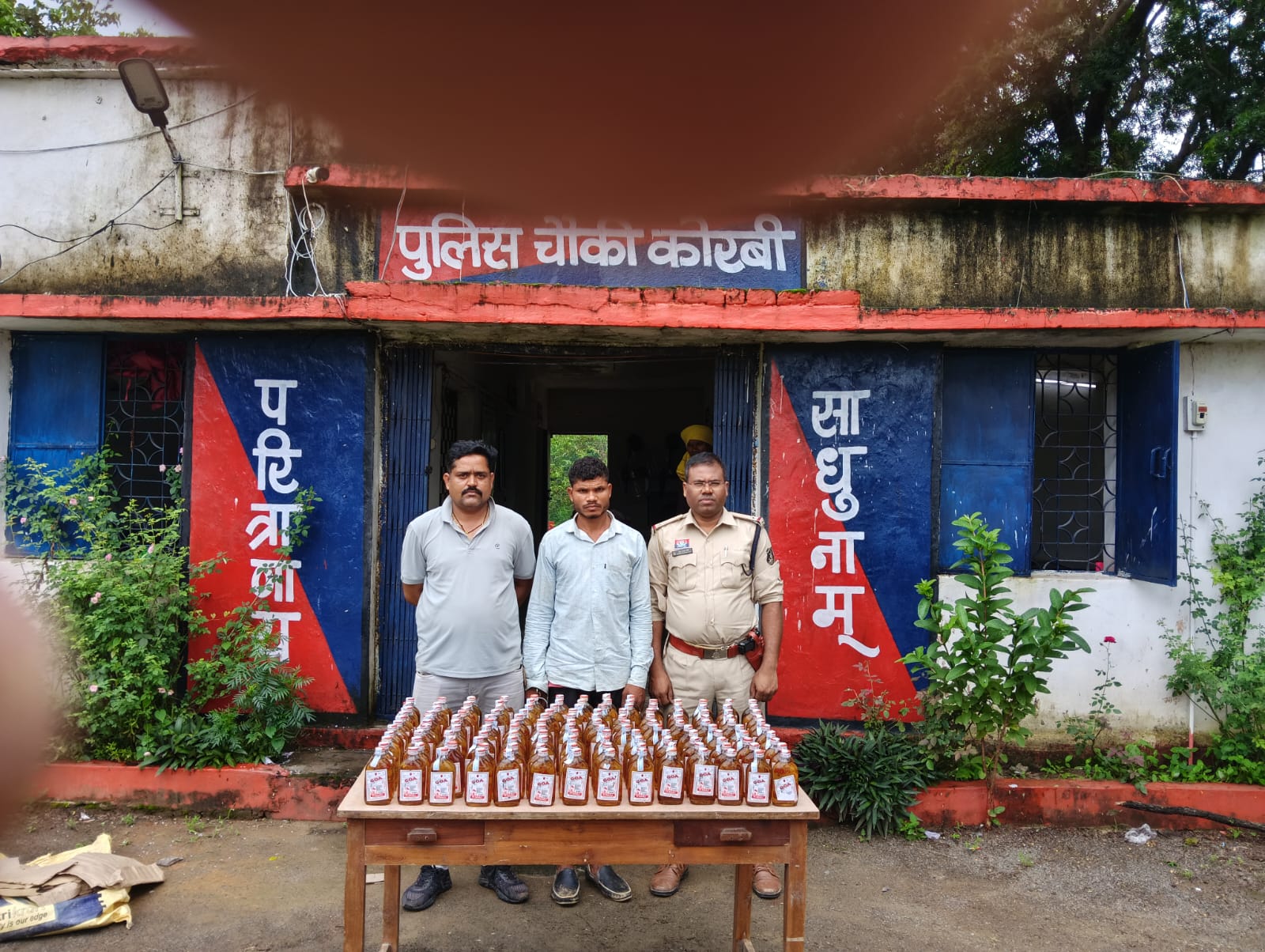 कोरबा: पाली निवासी युवक गिरफ्तार, 26.42 लीटर अवैध अंग्रेजी शराब जब्त