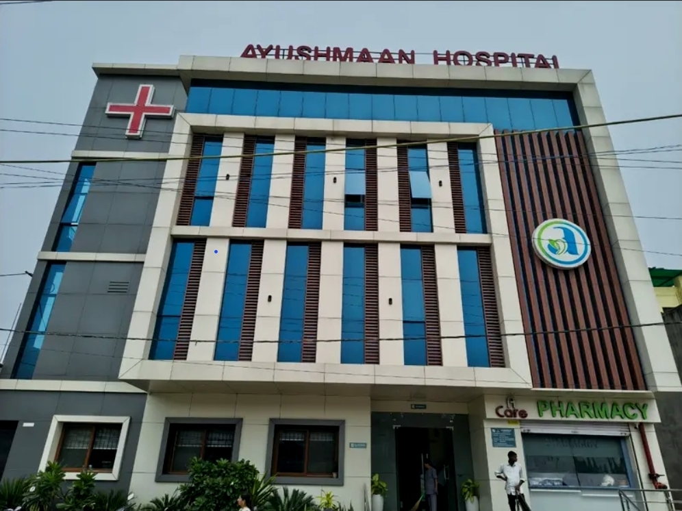 कोरबा: आयुष्मान हॉस्पिटल में गंभीर हालत में पहुंची गर्भवती महिला, डॉक्टरों ने बचाई मां और बच्चे की जान