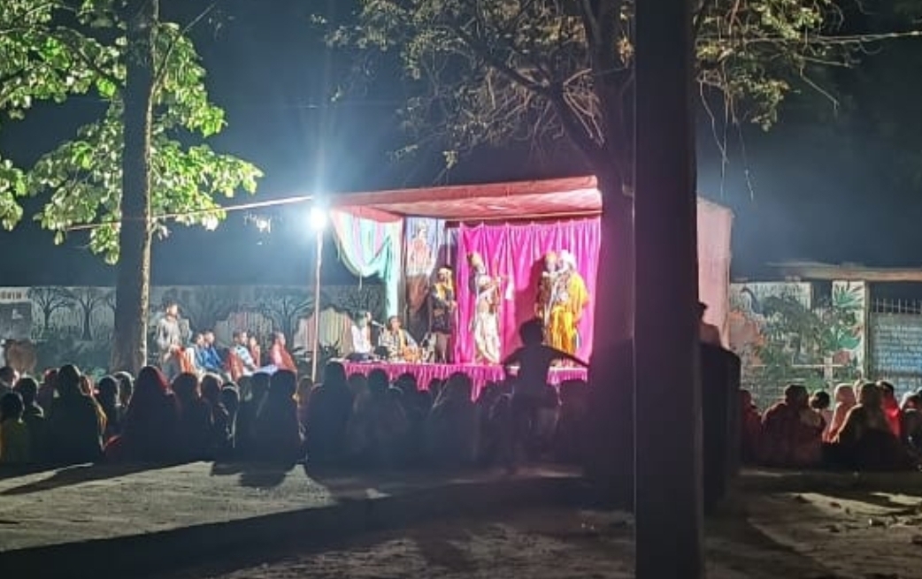 कुसमुंडा वृंदावन अशोक वाटिका में श्रीरामलीला महोत्सव का भव्य शुभारंभ – धर्मप्रेमियों में उत्साह