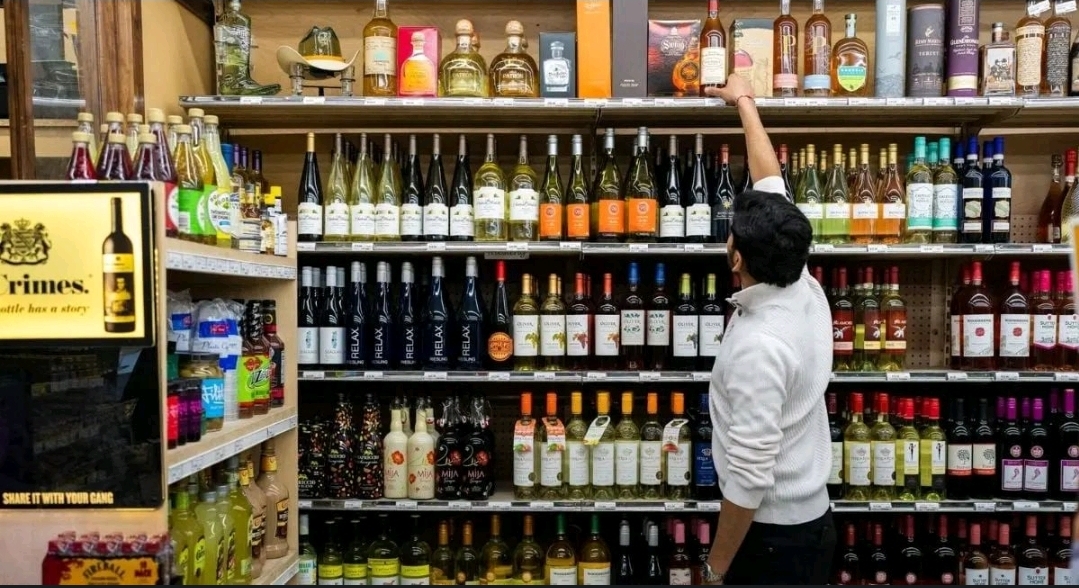 होली पर नहीं रहेगा ‘ड्राई डे’: छत्तीसगढ़ में इस बार खुलेंगी शराब दुकानें