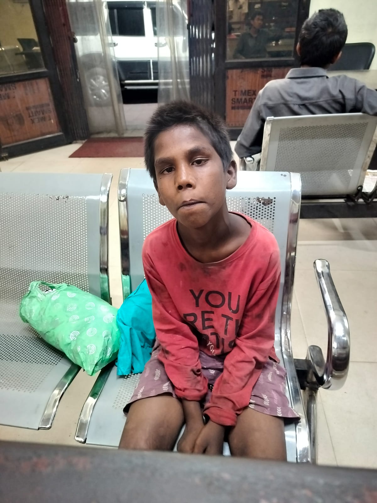 विकास नगर चौक में मिला मासूम बच्चा, पहचान बताने में असमर्थ — पुलिस ने लोगों से की मदद की अपील