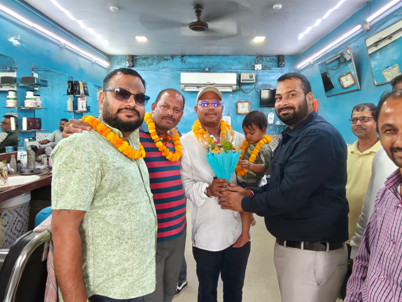 जिला महासचिव ओम गवेल का कुसमुंडा में भव्य स्वागत एवं सम्मान