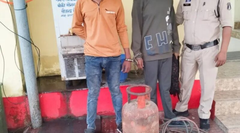 कोरबा में पुलिस की बड़ी कार्रवाई: कुख्यात अपराधी धरम सिंह राजपूत साथी सहित गिरफ्तार